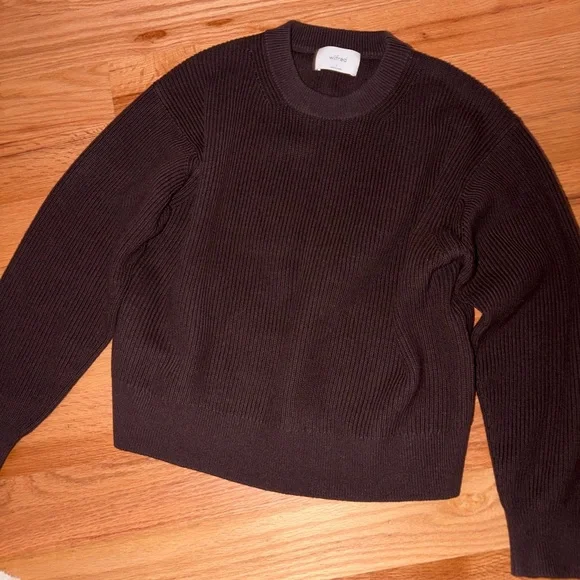 Aritzia Chocolate Ribbed Knit Top - Picture 1 of 2